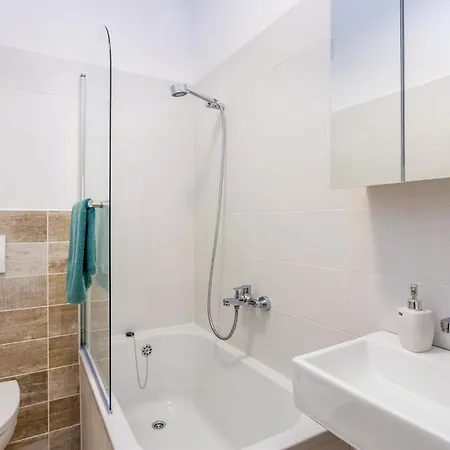 3 Bedroom Beautiful In Krk *