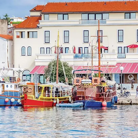 Apartment Cozy In Krk With House Sea View *